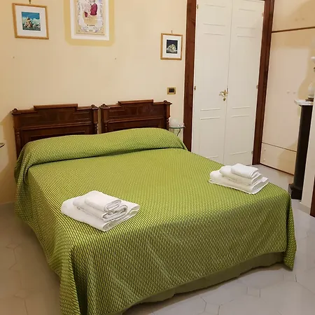 Tropheum Bed & Breakfast